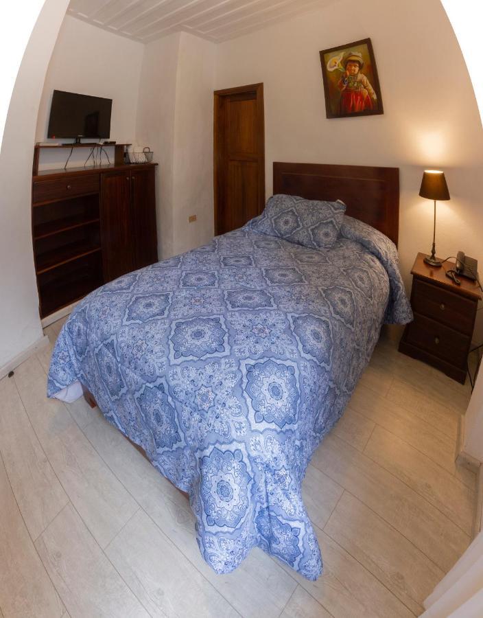 Hotel Inca Real Куэнка Экстерьер фото
